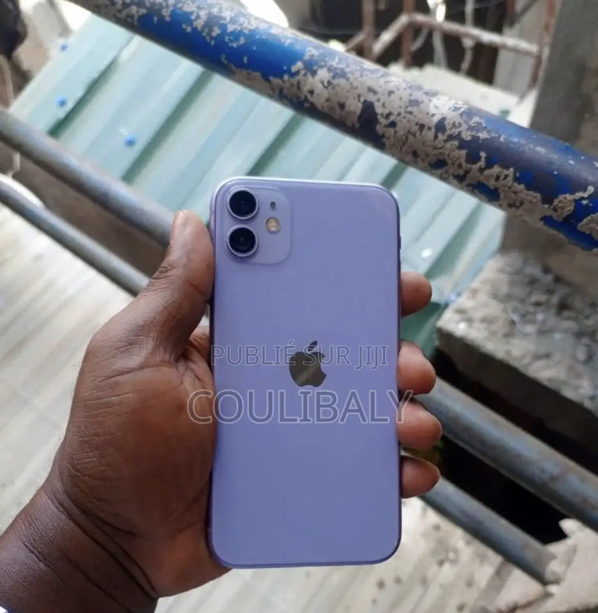 Nouveau Apple iPhone 11 128 GB Violet