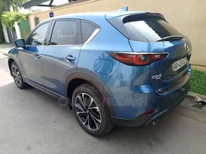 Mazda CX-5 2023 Bleu