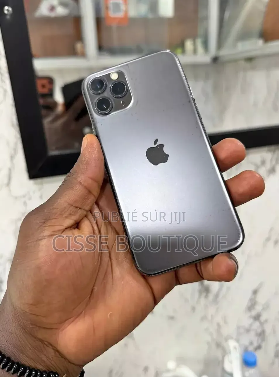 Nouveau Apple iPhone 11 Pro 256 GB Noir