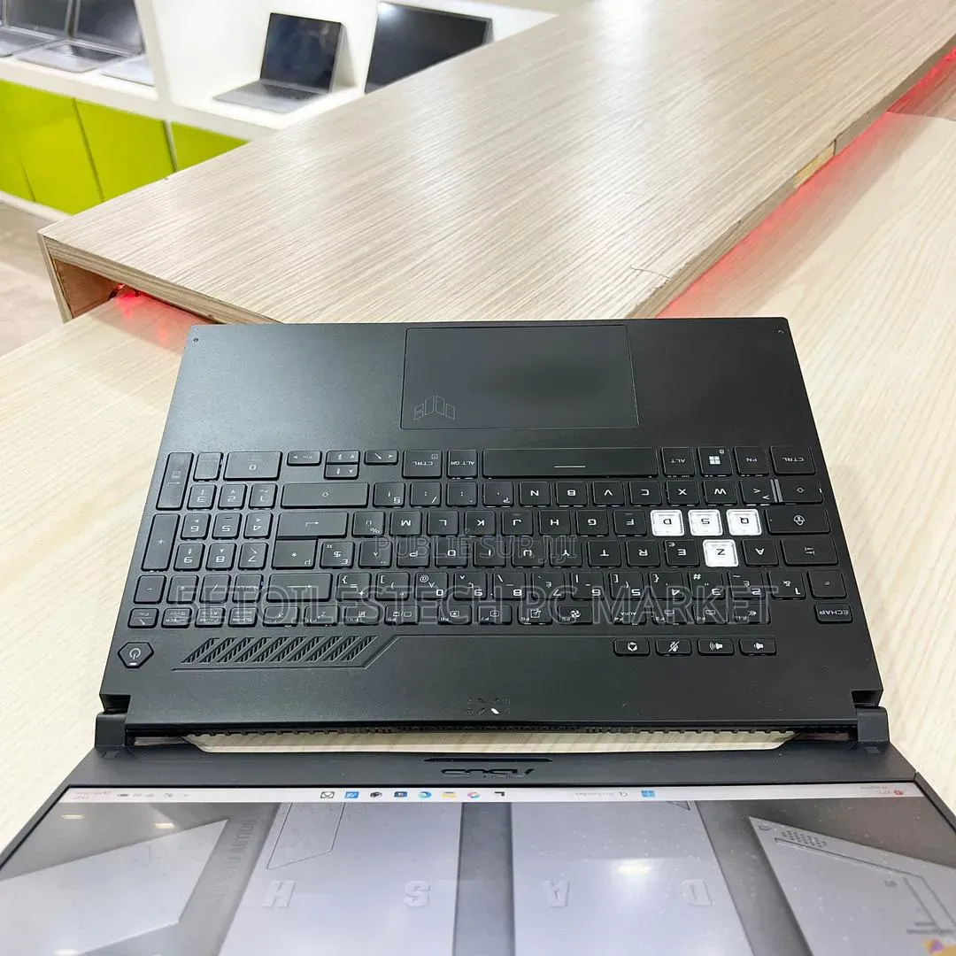 Nouveau Asus TUF Gaming F16 16GB Intel Core i7 SSD 512GB
