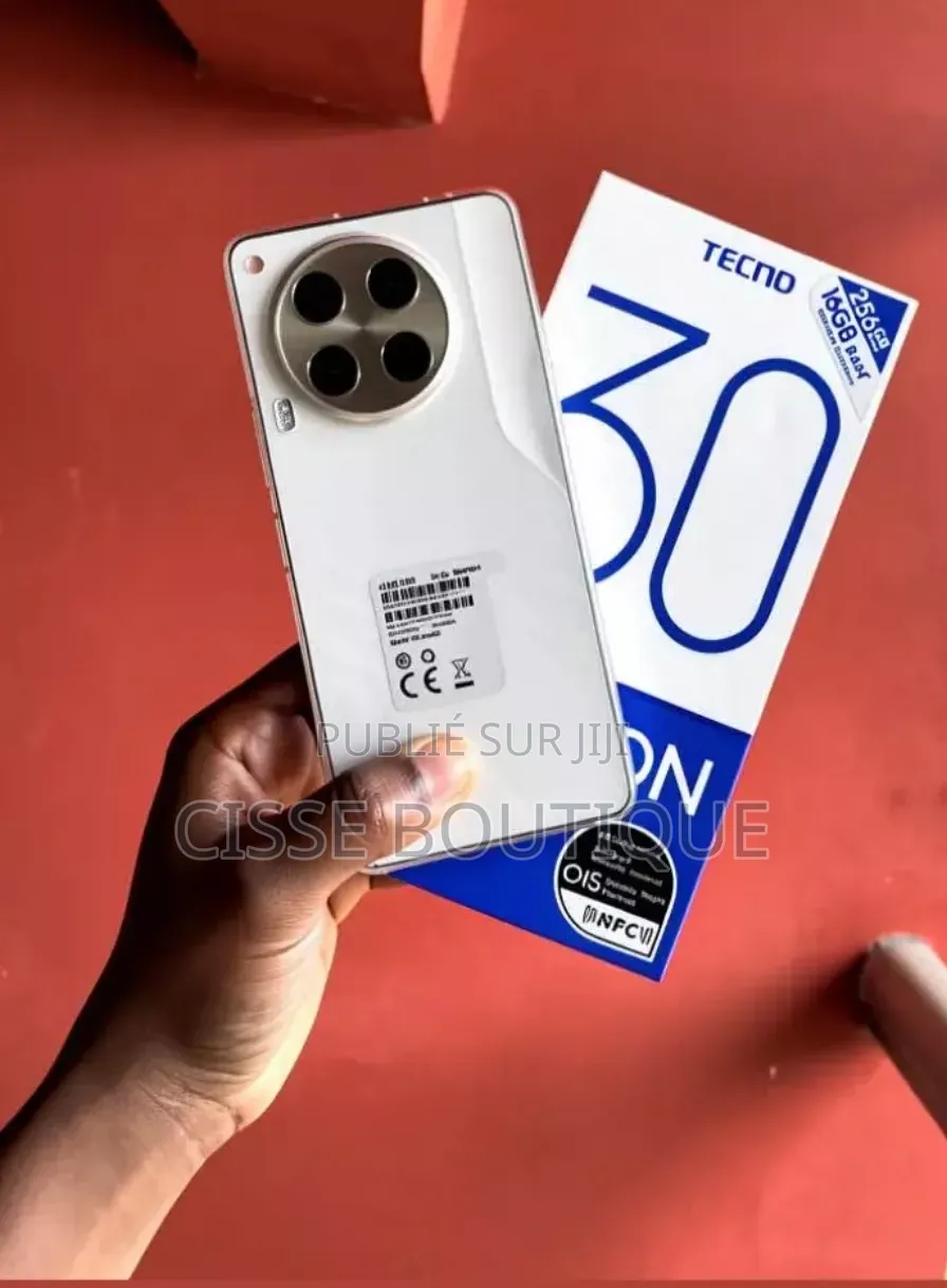 Nouveau Tecno Camon 30 256 GB Blanc