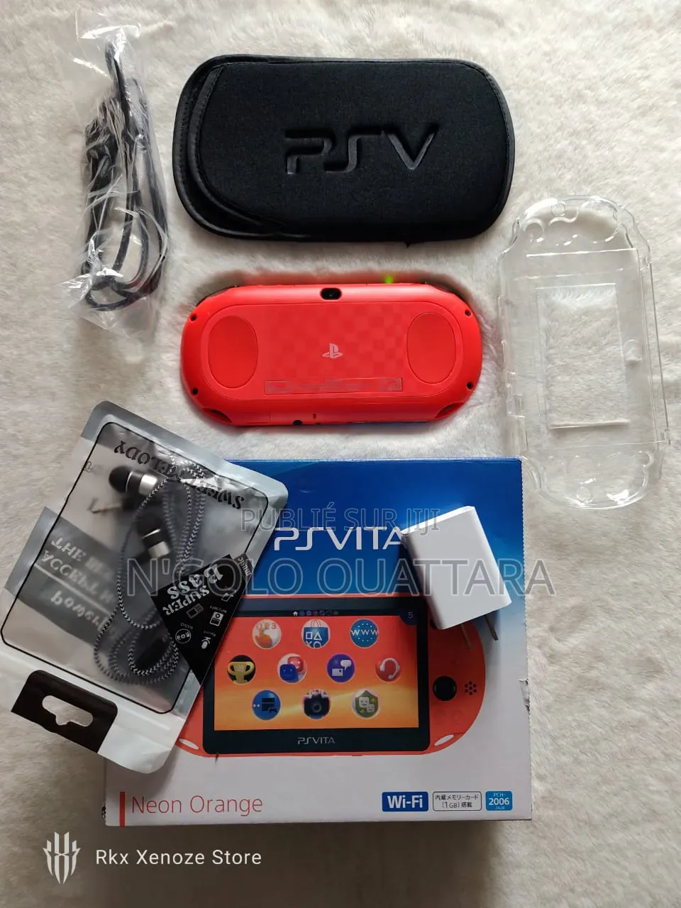 Psvita Neuf Dans Carton Cracker + Jeux