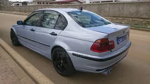 BMW 3 Series 2001 Autre