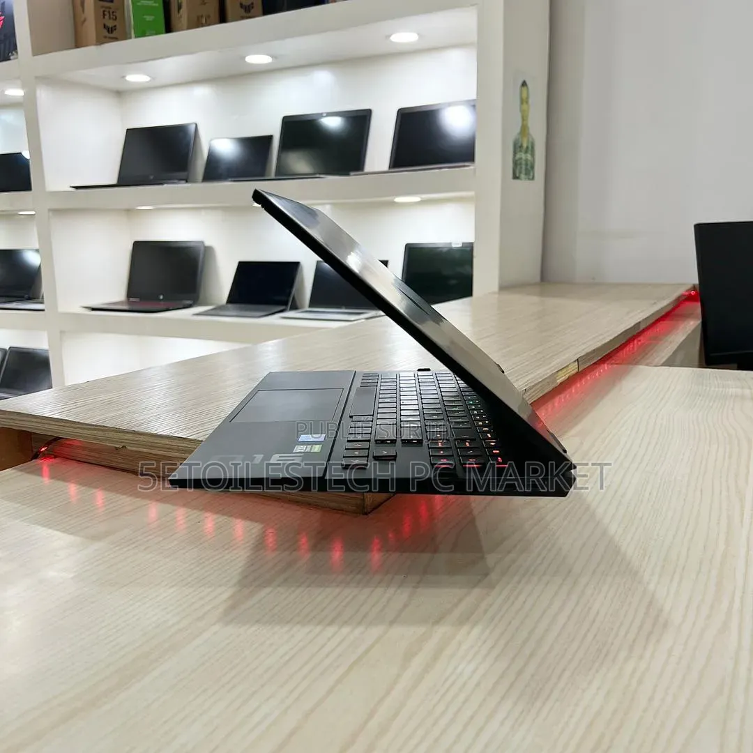 Nouveau Ordinateur portable HP Omen Pro 20GB Intel Core i7 SSD 1T