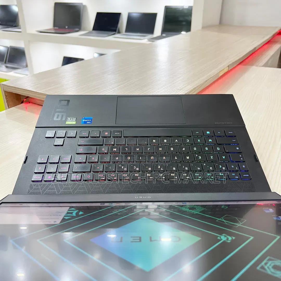 Nouveau Ordinateur portable HP Omen Pro 20GB Intel Core i7 SSD 1T