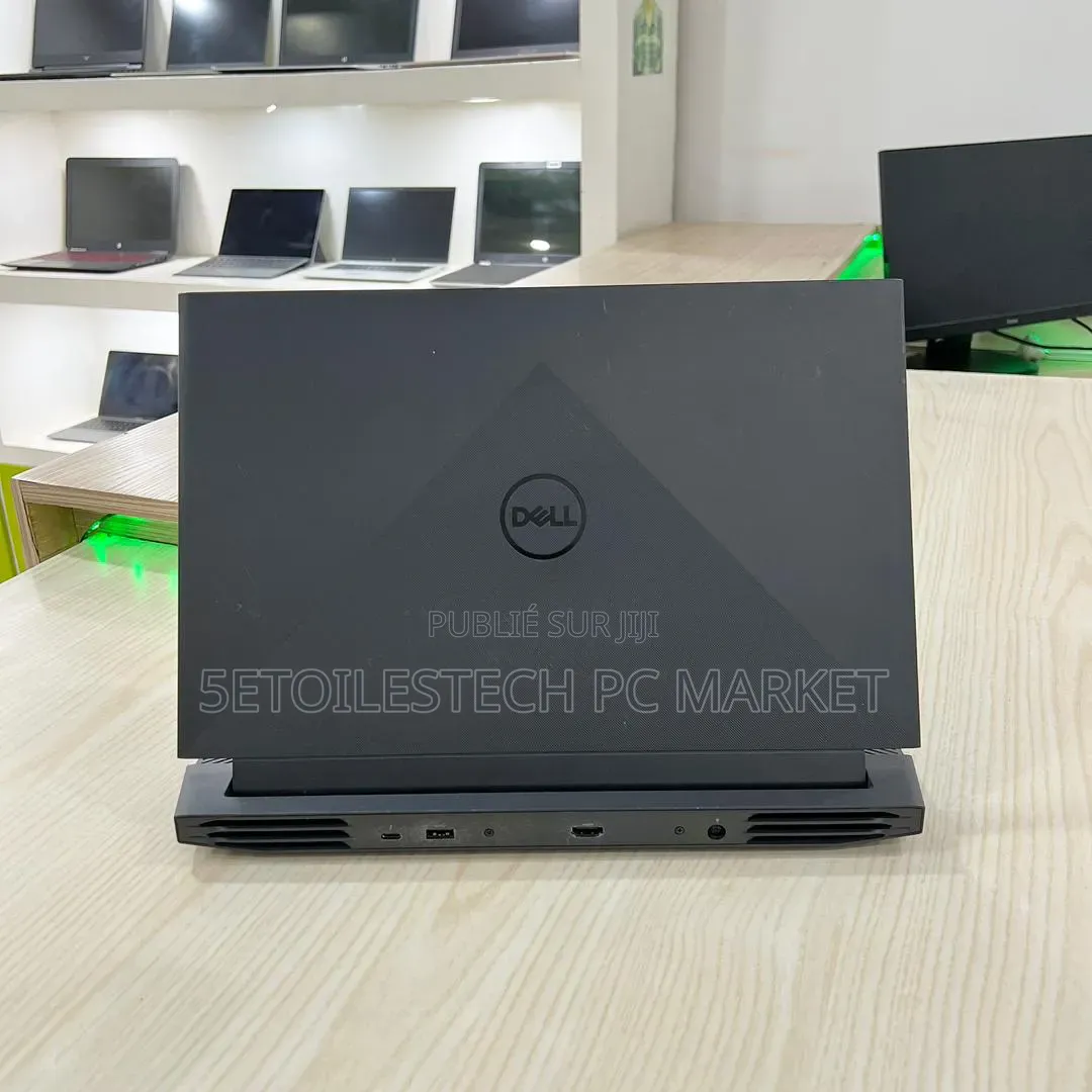 Nouveau Ordinateur portable Dell G15 5535 16GB Intel Core i7 SSD 512GB