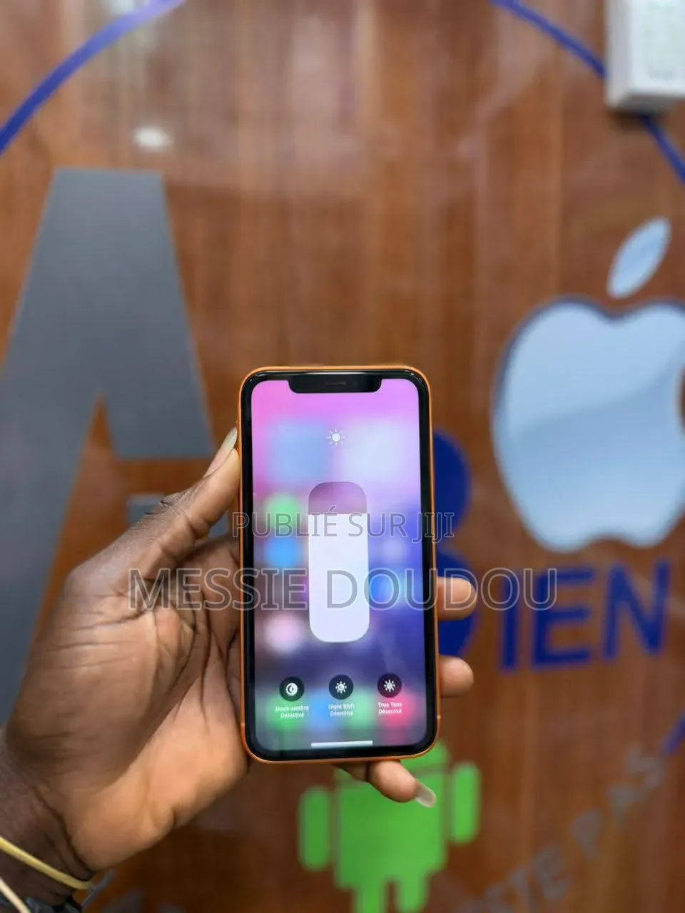 Nouveau Apple iPhone XR 256 GB Orange
