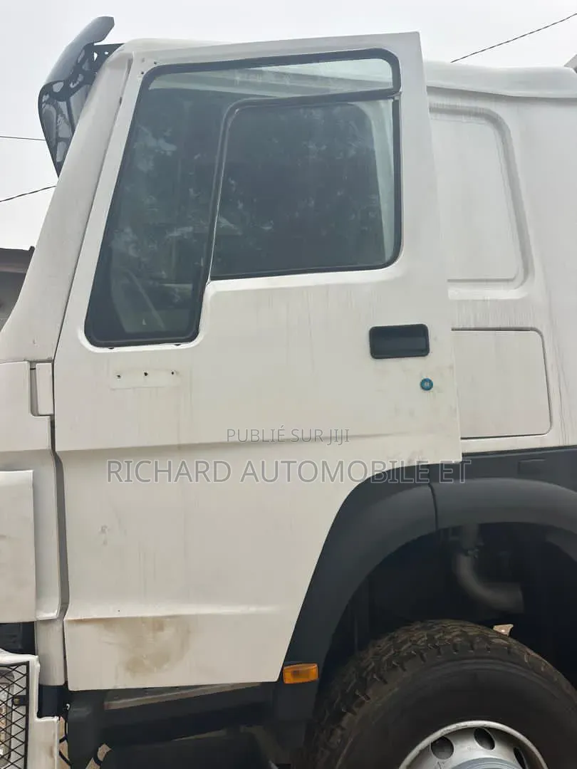 2 Bennes Howo Sinotruck Importe