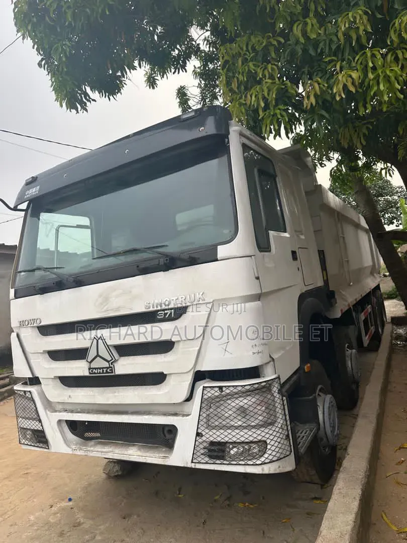 2 Bennes Howo Sinotruck Importe