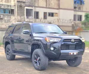 Toyota 4-Runner 2024 Noir