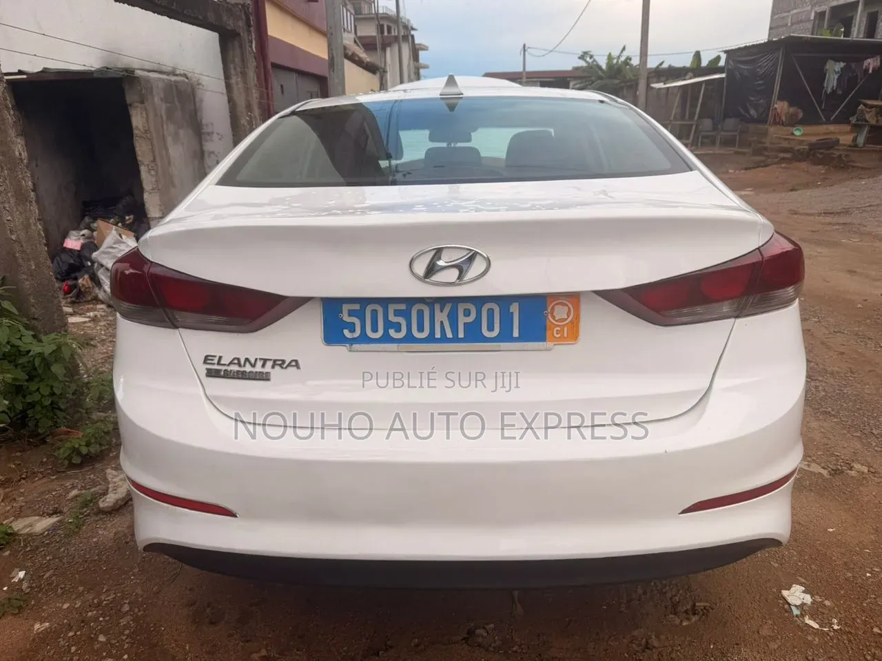 Hyundai Elantra 2018 Blanc