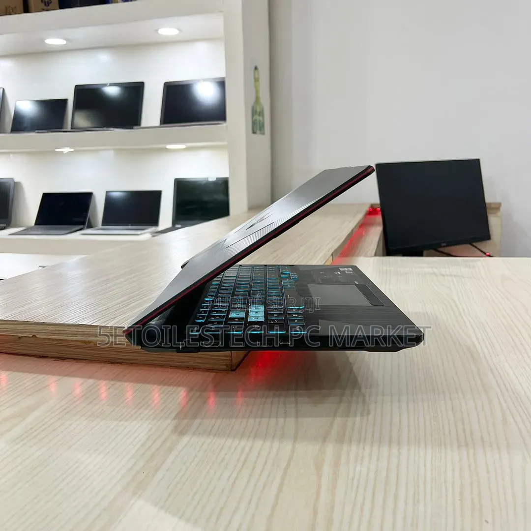 Nouveau Asus TUF Gaming A15 8GB AMD Ryzen 5 SSD 512GB