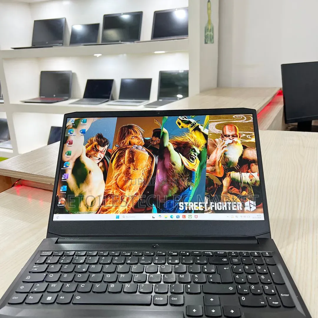 Nouveau Lenovo Ideapad Gaming 3 16GB AMD Ryzen 5 SSD 512GB