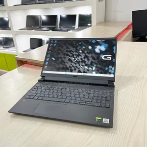 Nouveau Ordinateur portable Dell G15 5535 8GB Intel Core i5 SSD 256GB