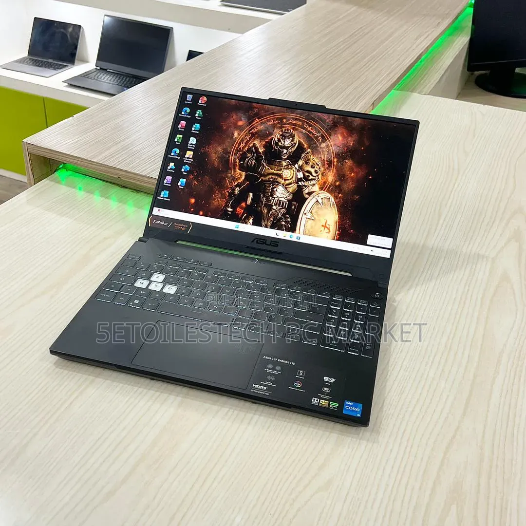Nouveau Asus TUF Dash F15 16GB Intel Core i5 SSD 512GB