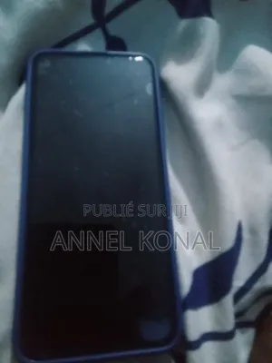 Nouveau Tecno Camon 16 128 GB Bleu