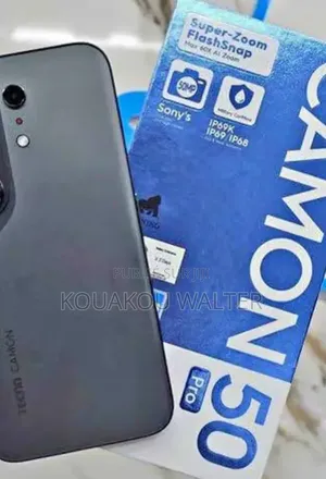 Nouveau Tecno Camon 50 Pro 256 GB Bleu