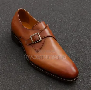 Paires De Souliers Matière Cuir Veritable Authentique Original