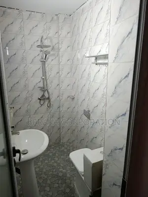 5chbre Duplex dans Beraka Corporation, Cocody à Vendre