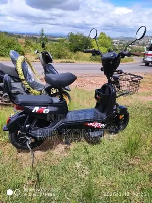 Nouveau Yamaha YBR125 2025 Noir