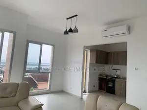 3chbre Appartement dans Cocody à Louer