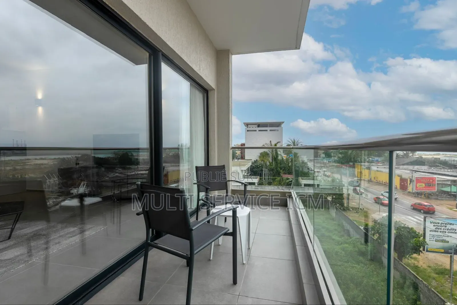 20chbre Blocs d'appartements dans Ismaël Coulibaly, Cocody à Vendre