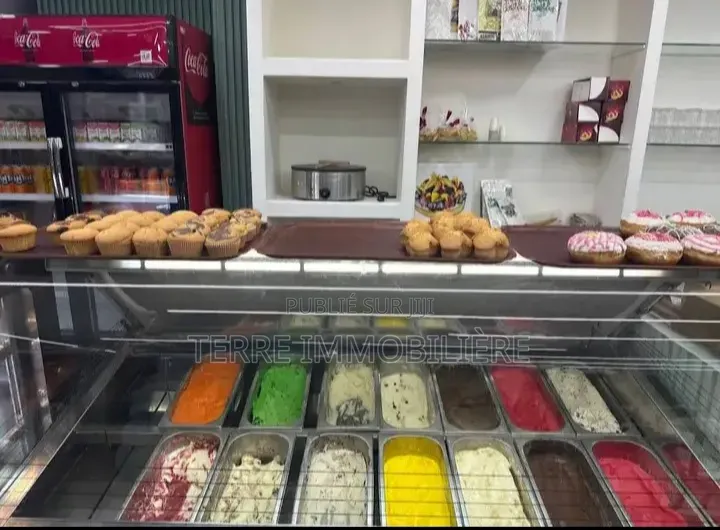 Boulangerie-Pâtisserie À Céder