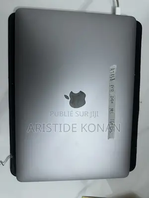 Ordinateur portable Apple MacBook 2020 16GB Intel Core M SSD 512GB