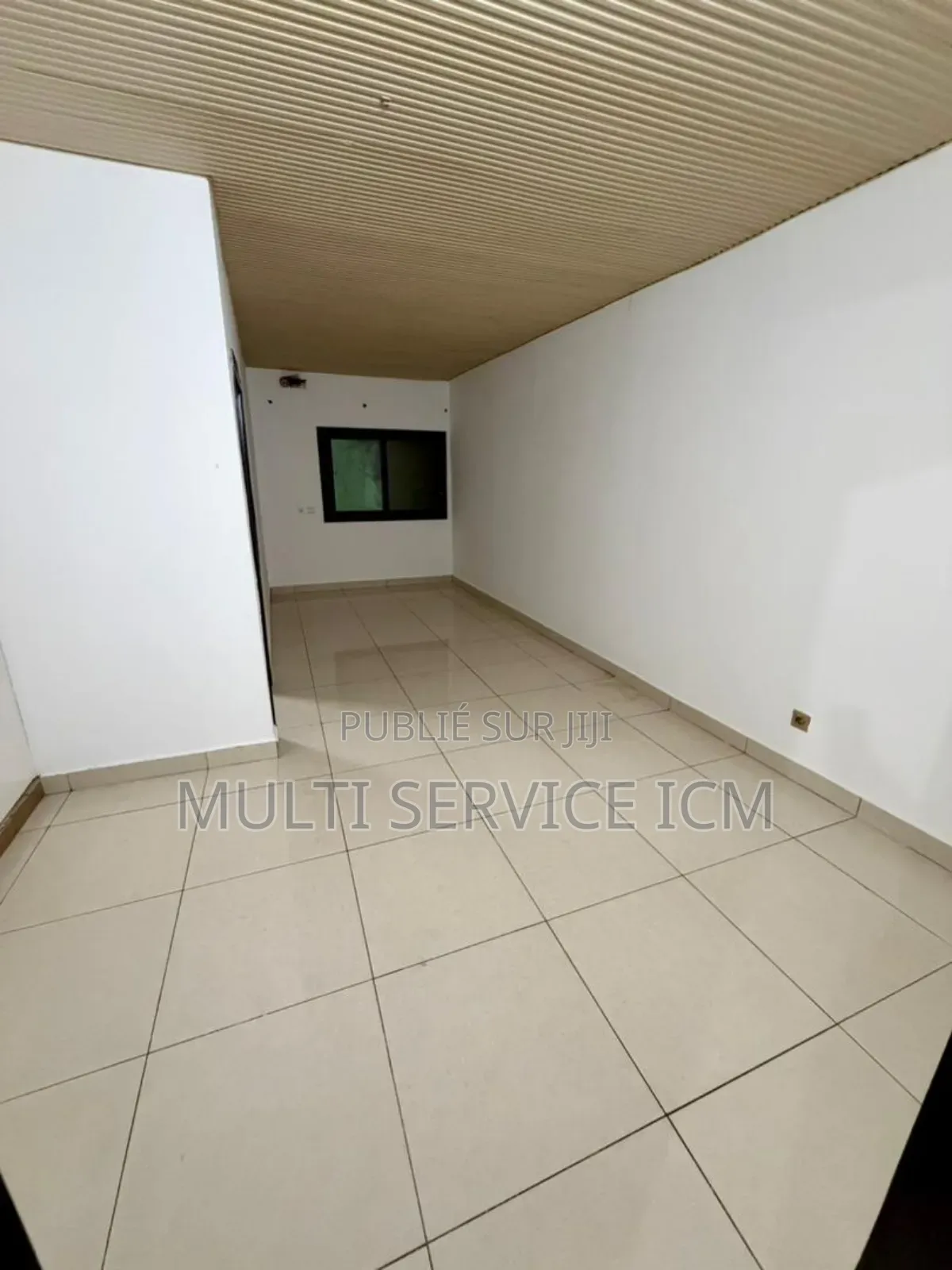 4chbre Duplex dans Ismaël Coulibaly, Cocody à Louer