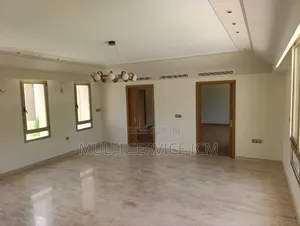 16chbre Duplex dans Ismaël Coulibaly, Cocody à Louer