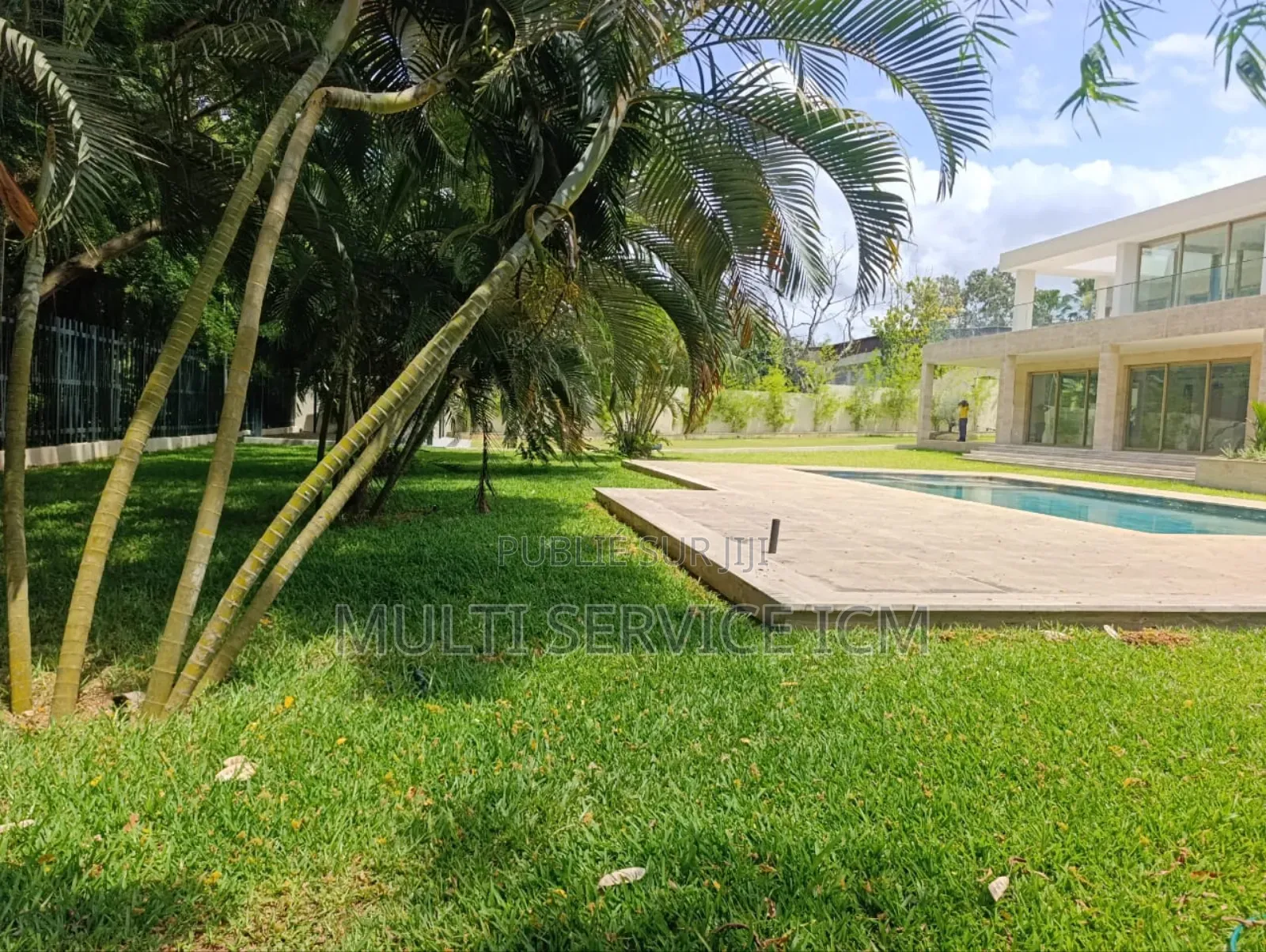 16chbre Duplex dans Ismaël Coulibaly, Cocody à Louer