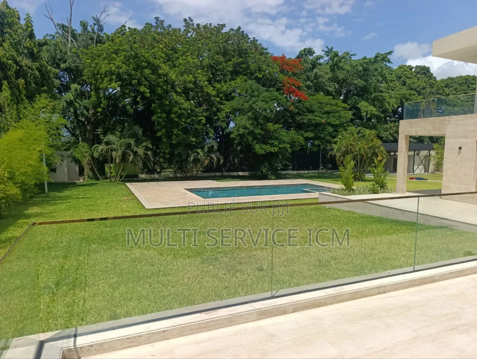 16chbre Duplex dans Ismaël Coulibaly, Cocody à Louer