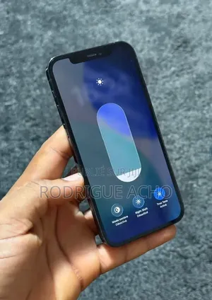 Nouveau Apple iPhone 12 Pro 128 GB Bleu