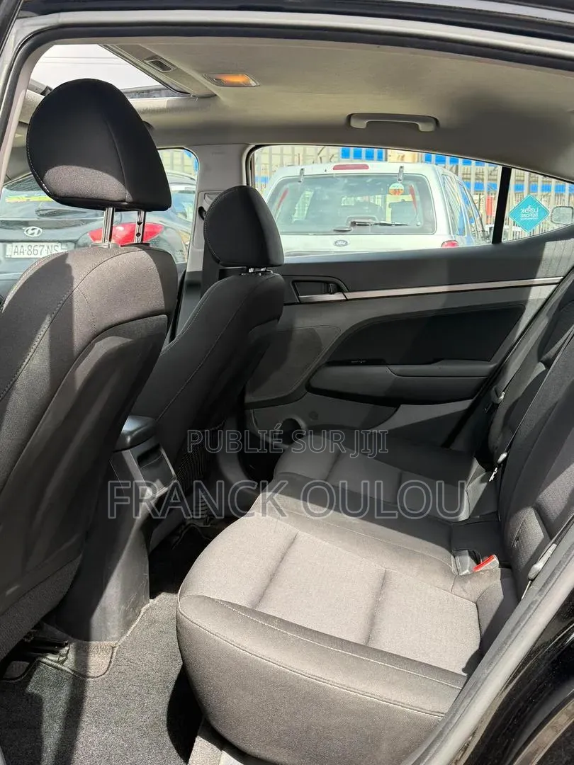 Hyundai Elantra 2019 Noir