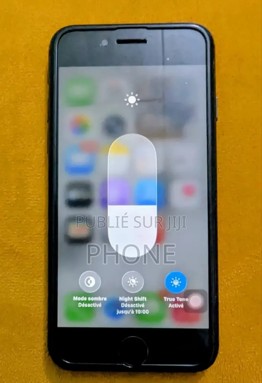Nouveau Apple iPhone SE (2020) 64 GB Autre
