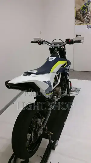 Nouveau Yamaha YBR125 2023 Noir