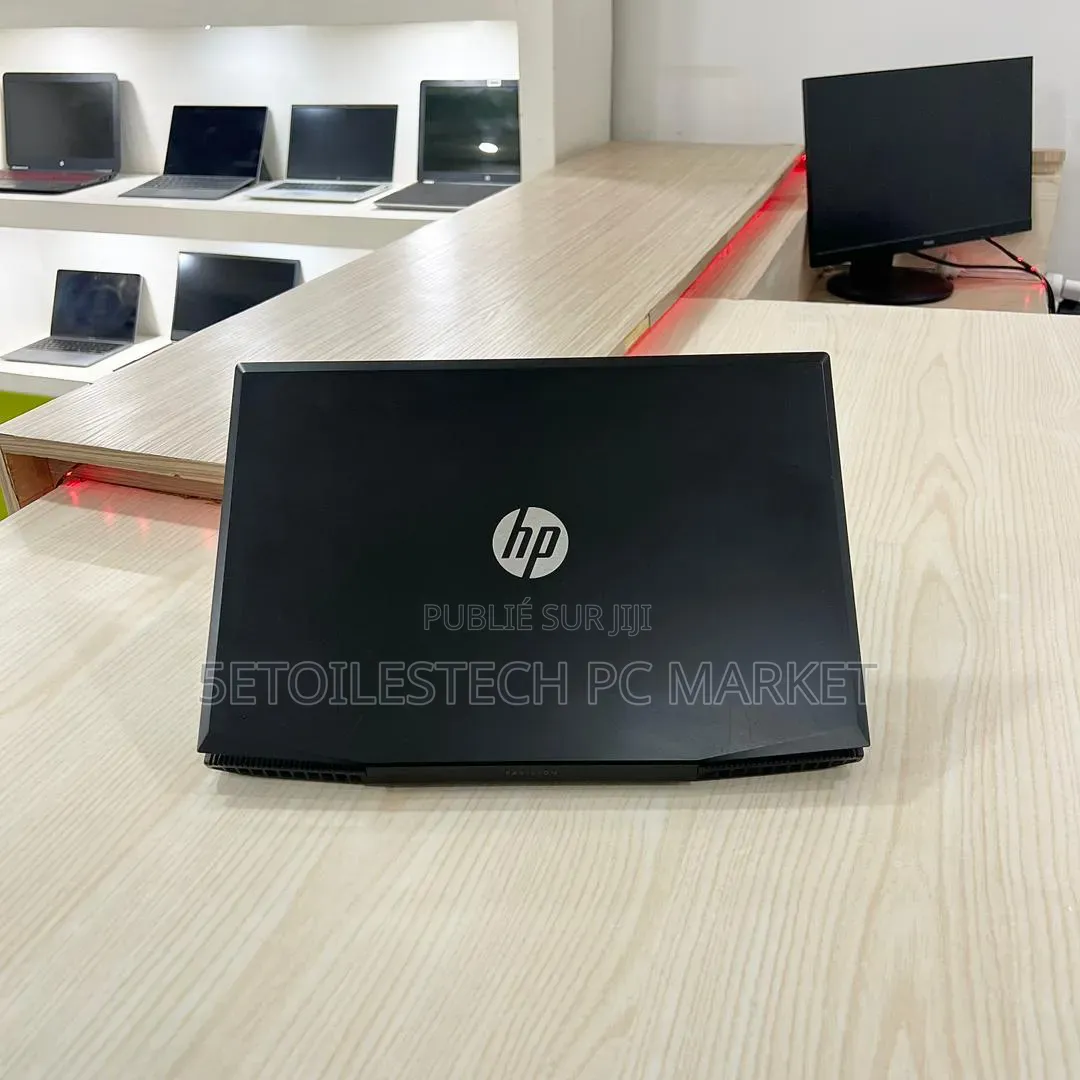 Nouveau HP Pavilion Gaming Laptop 15-dk2xxx 16GB Intel Core i7 SSD 1T