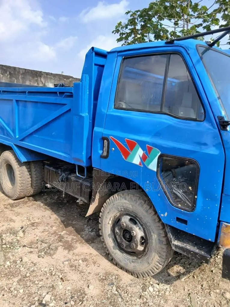 Kia Combi 2004 Bleu