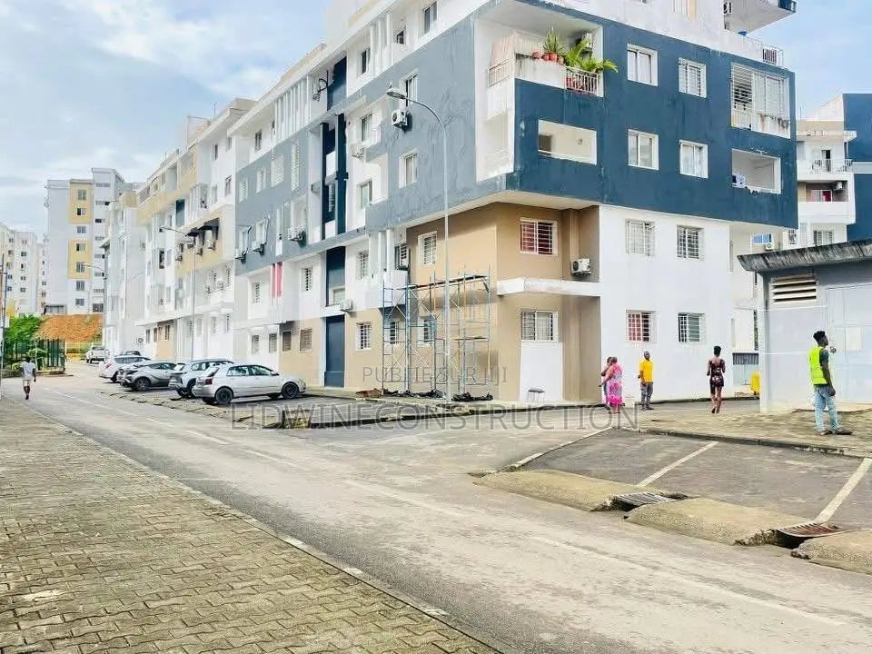 2chbre Appartement dans Yopougon à Vendre