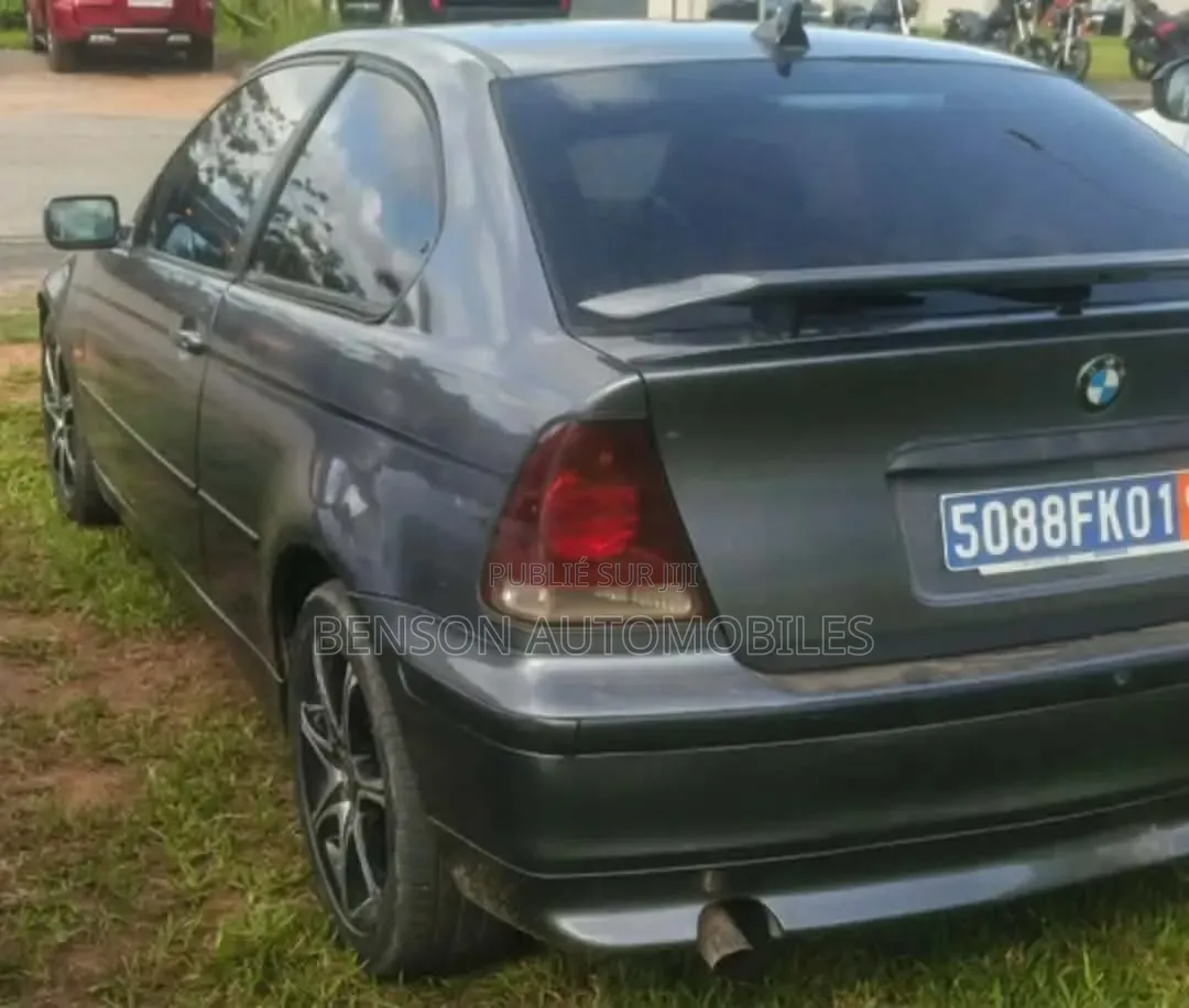 BMW 3 Series 2002 Gris
