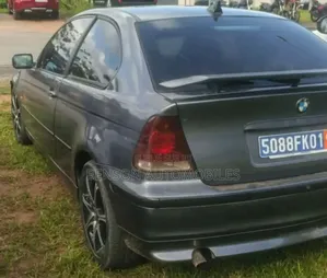 BMW 3 Series 2002 Gris