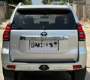 Toyota Land Cruiser Prado 2025 Gris