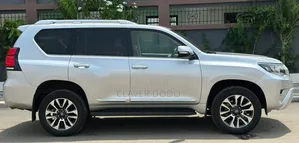 Toyota Land Cruiser Prado 2025 Gris