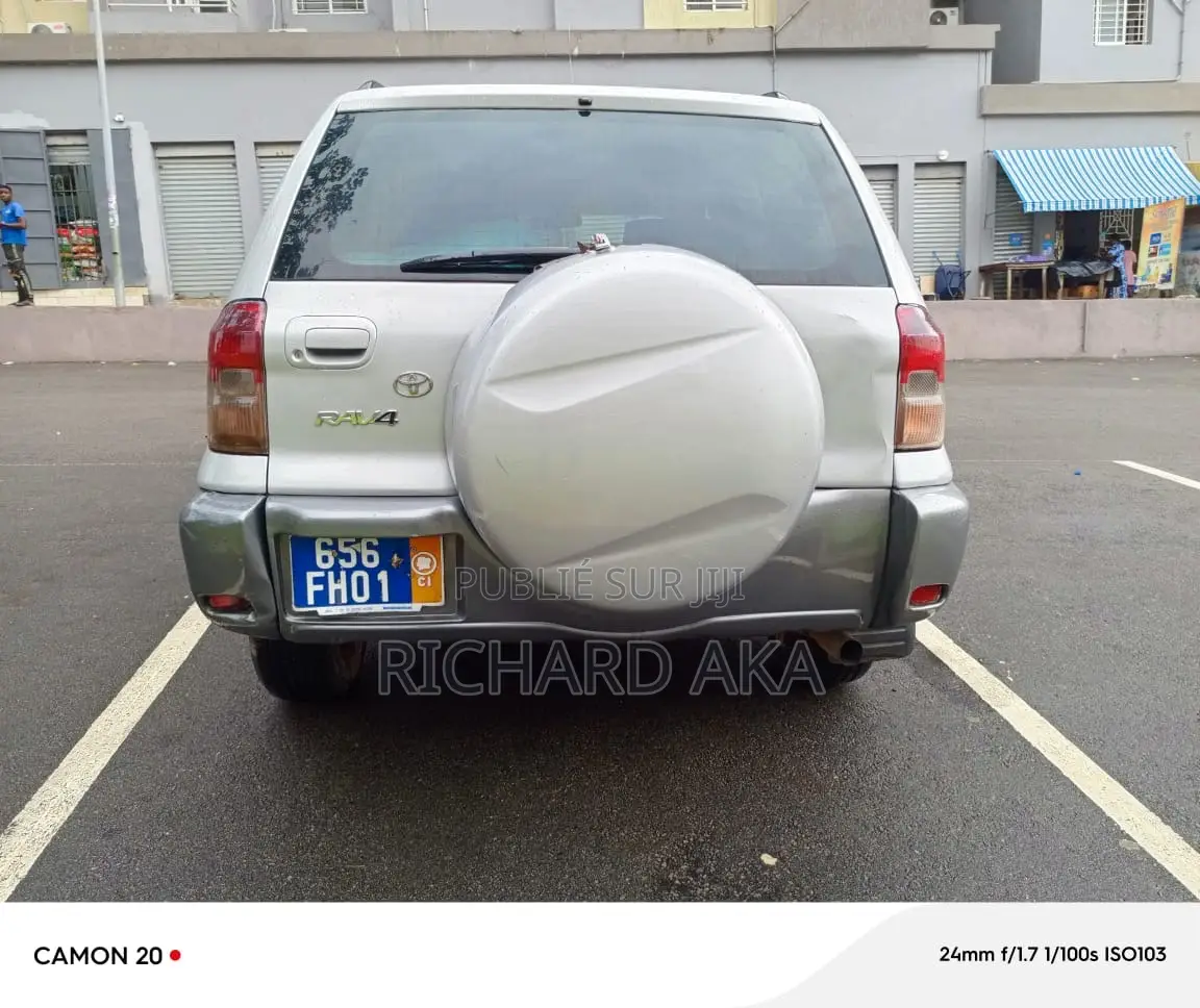 Toyota RAV4 2008 Blanc