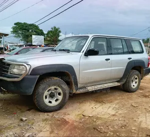 Nissan Patrol 2013 Gris