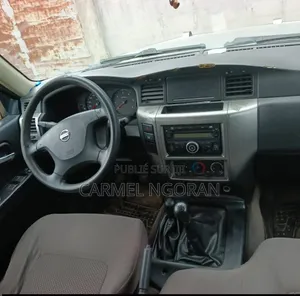Nissan Patrol 2013 Gris