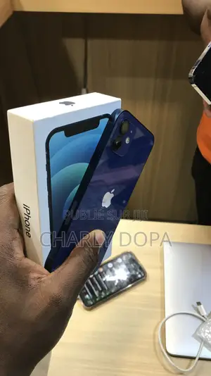 Nouveau Apple iPhone 12 64 GB Bleu