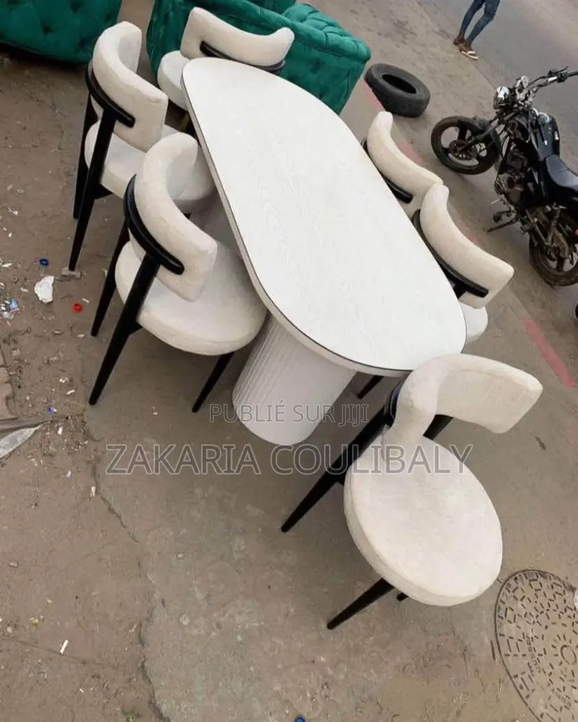 Tables À Manger