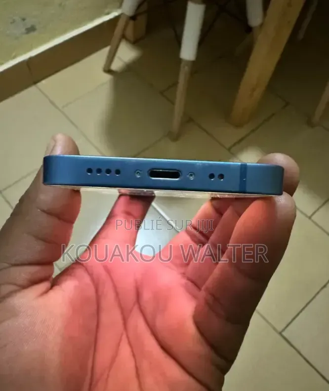 Nouveau Apple iPhone 13 128 GB Bleu