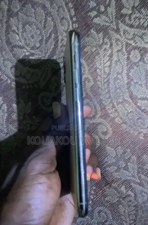 Nouveau Apple iPhone 11 Pro 64 GB Doré